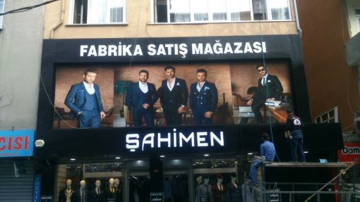 Bağcılar reklamcı, tabelacı, branda afiş, afişçi, tabela imalatı, ucuz afiş, krom harf, tabela tamiri, tabela çeşitleri, dijital baskı merkezi, kompozit kaplama, cephe giydirme, cam kaplama, sticker, pankart