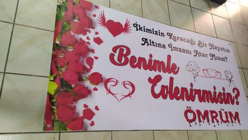 Bağcılar reklamcı, tabelacı, branda afiş, afişçi, tabela imalatı, ucuz afiş, krom harf, tabela tamiri, tabela çeşitleri, dijital baskı merkezi, kompozit kaplama, cephe giydirme, cam kaplama, sticker, pankart